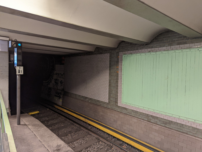 Das Pixel 10 Pro stellt die Farben besser dar. (Bild: Tobias Költzsch/Golem.de)